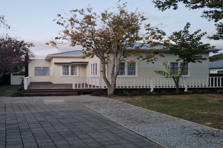 Photo of property in 73 Ward Street, Wallaceville, Upper Hutt, 5018