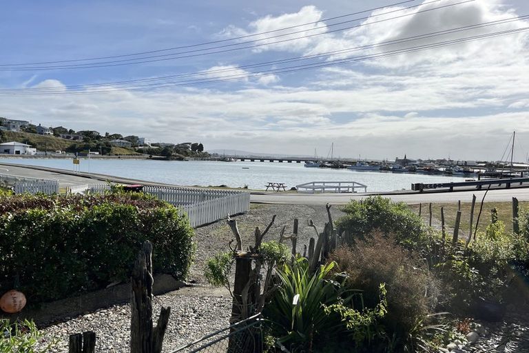 Photo of property in 3 Bay Road, Riverton/aparima, Riverton, 9822