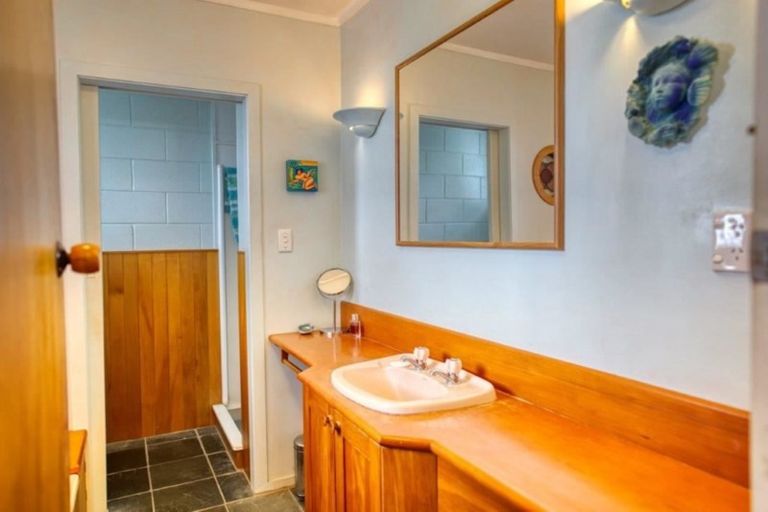 Photo of property in 132 Town Point Road, Maketu, Te Puke, 3189