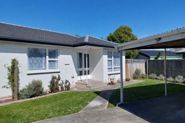 Photo of property in 6a Meldrum Place, Bishopdale, Christchurch, 8051