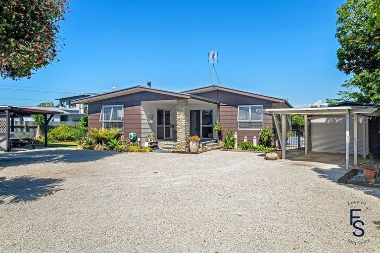 Photo of property in 75 Anzac Street, Gisborne, 4010