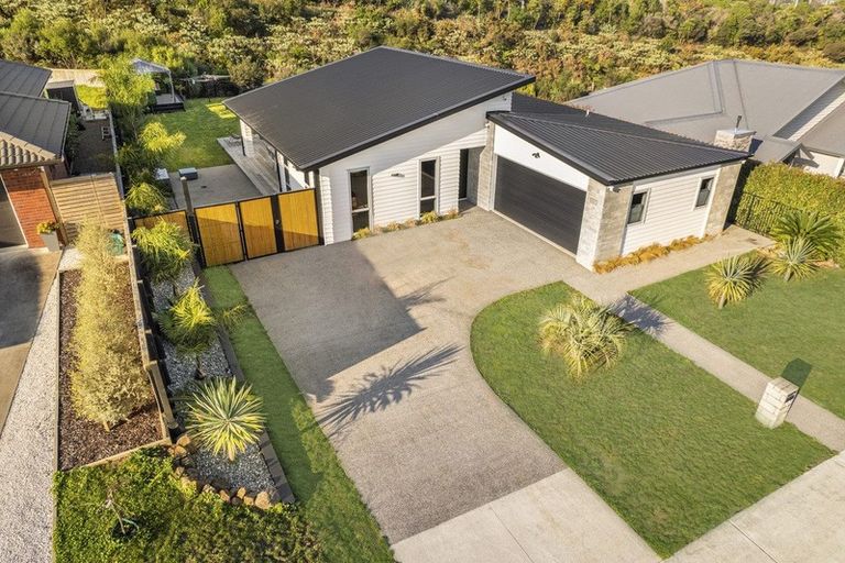 Photo of property in 32 Westmuir Crescent, Pokeno, 2402