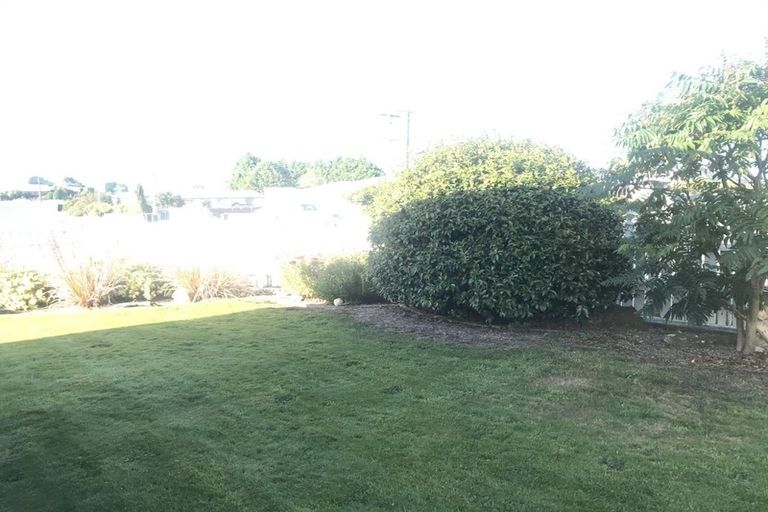 Photo of property in 44 Wicklow Street, Clifton, Invercargill, 9812