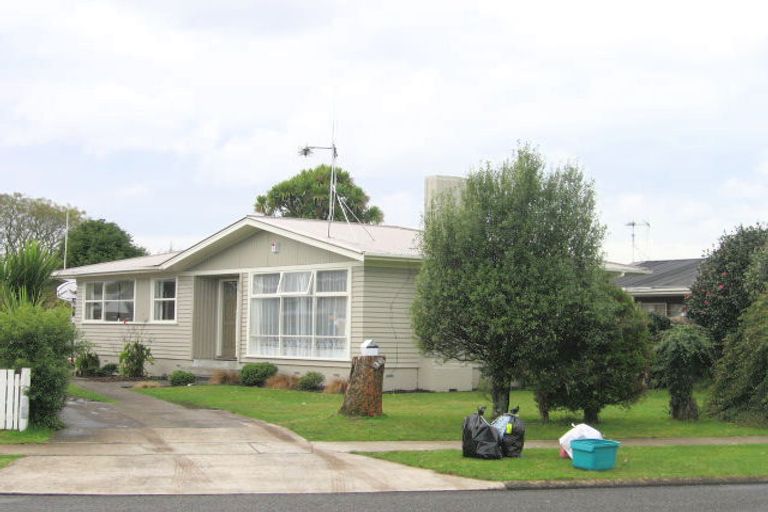 Photo of property in 34 Rhonda Avenue, Deanwell, Hamilton, 3206