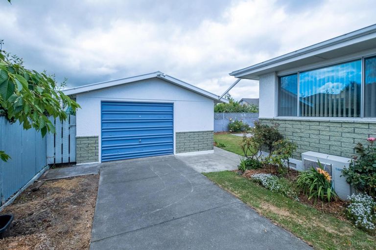 Photo of property in 1 Dixon Street, Waimate, 7924