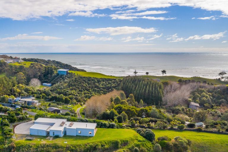 Photo of property in 497b Wainui Road, Raglan, 3297