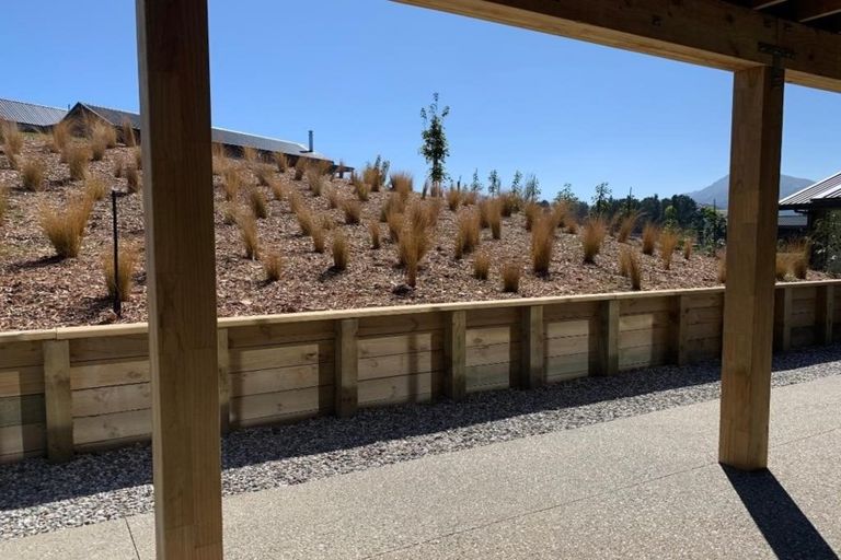 Photo of property in 47 Mount Linton Avenue, Wanaka, 9305