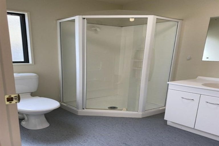 Photo of property in 120d Elizabeth Street, Riccarton, Christchurch, 8041