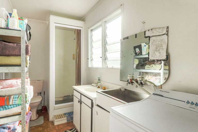 Photo of property in 9 Holborn Place, Papatoetoe, Auckland, 2025