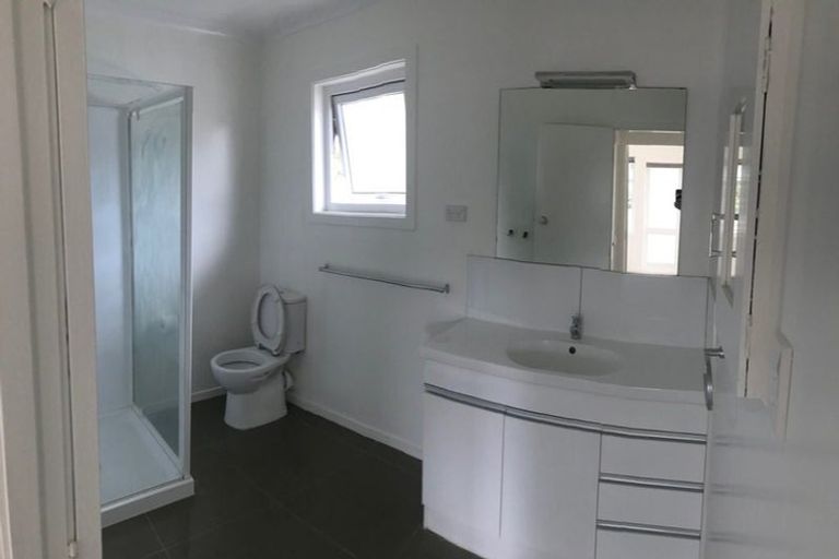 Photo of property in 1/8 Burns Avenue, Takapuna, Auckland, 0622