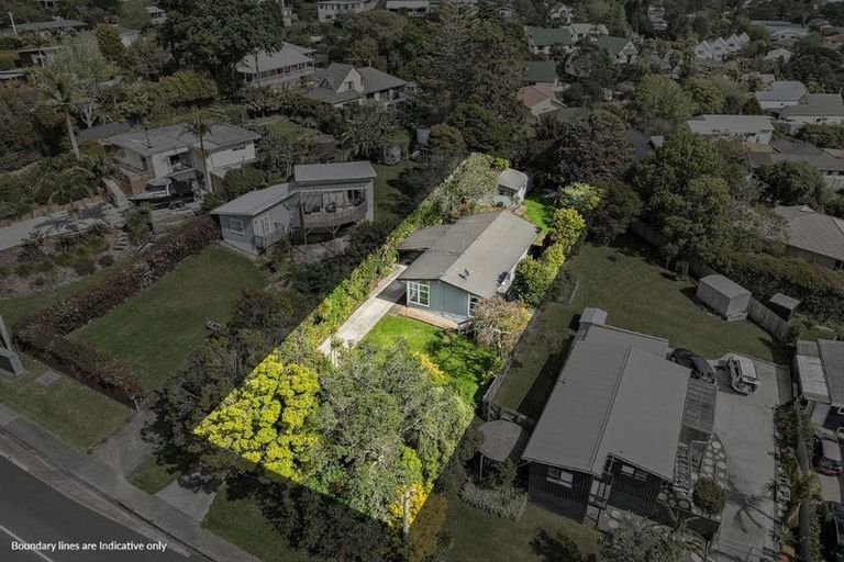 Photo of property in 38 D'oyly Drive, Stanmore Bay, Whangaparaoa, 0932