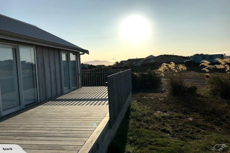 Photo of property in 46 Gawler Street, Te Horo Beach, Otaki, 5581