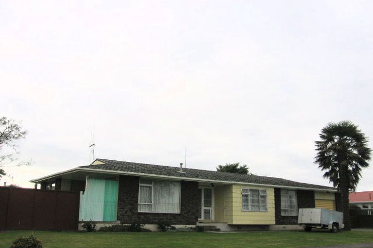 Photo of property in 25 Cascade Crescent, Westbrook, Palmerston North, 4412