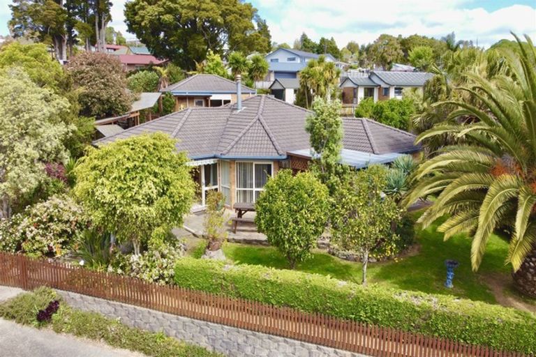Photo of property in 11 Bush Haven Drive, Te Kamo, Whangarei, 0112