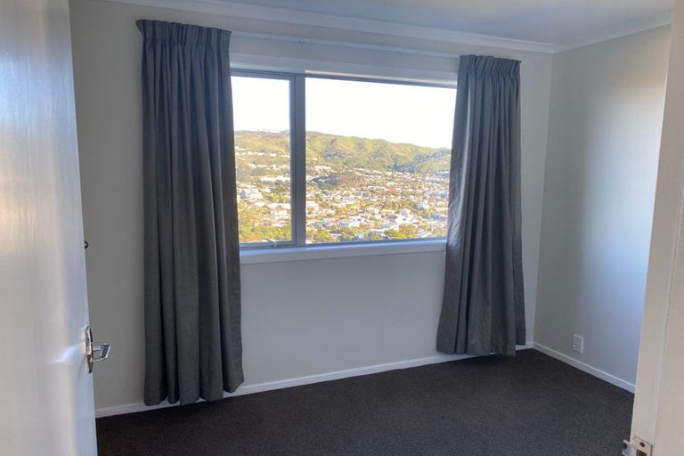 Photo of property in 4 Sunflower Way, Johnsonville, Wellington, 6037