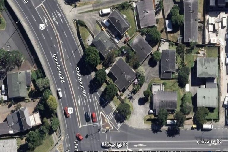 Photo of property in 1/2 Chivalry Road, Glenfield, Auckland, 0629