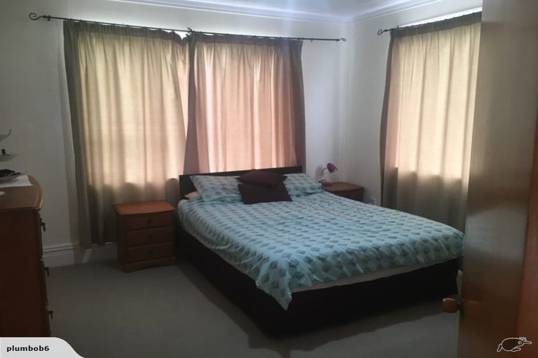 Photo of property in 1410 Devon Road, Brixton, Waitara, 4382