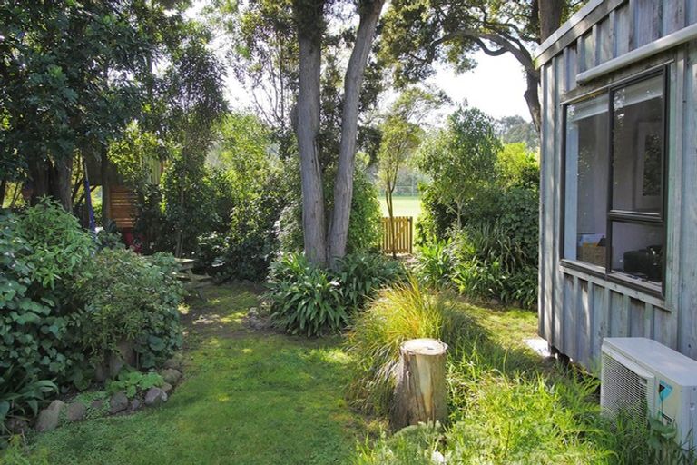 Photo of property in 6 Lincoln Street, Ashhurst, 4810