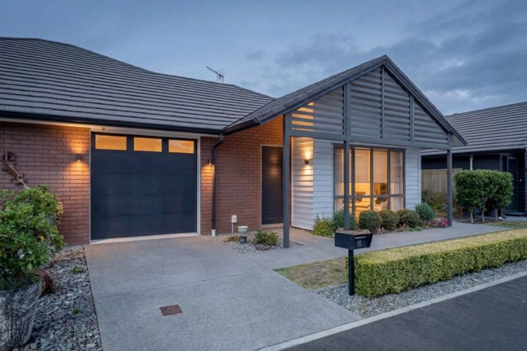 Photo of property in 10 Easby Way, Flagstaff, Hamilton, 3210