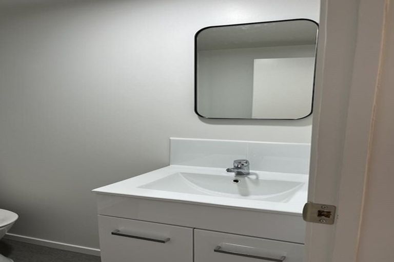 Photo of property in 49a Helena Street, Massey, Auckland, 0614