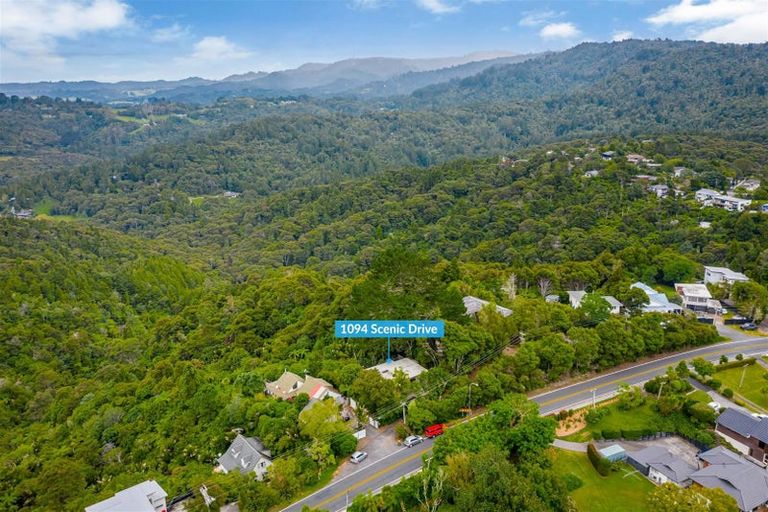 Photo of property in 1094 Scenic Drive North, Swanson, Auckland, 0816