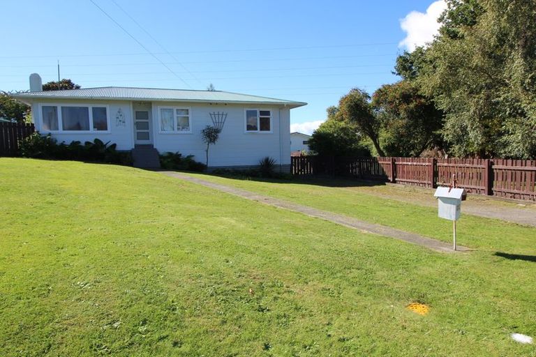 Photo of property in 8 Milne Road, Mangakakahi, Rotorua, 3015