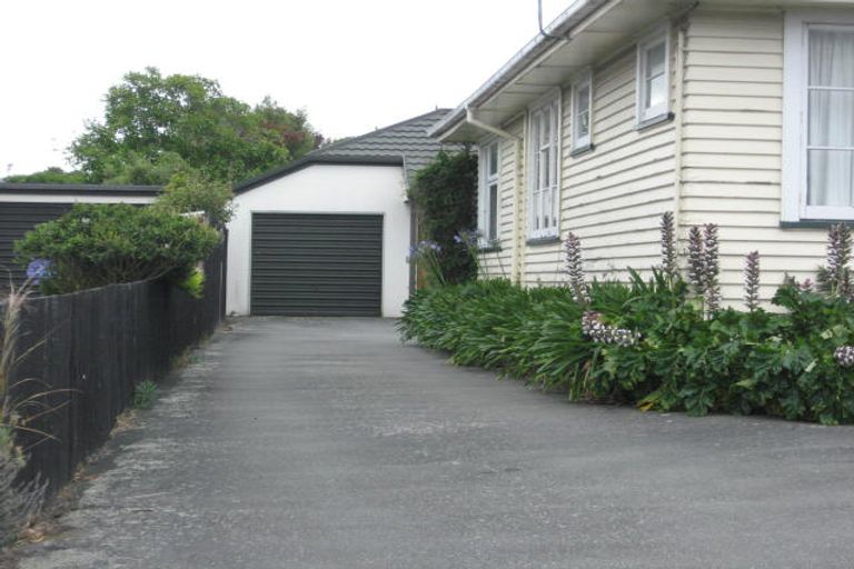 Photo of property in 2/15 Suva Street, Upper Riccarton, Christchurch, 8041
