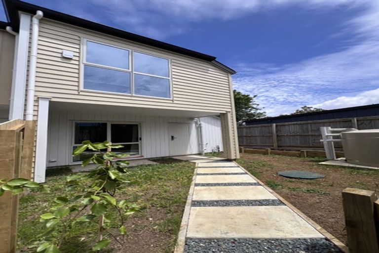 Photo of property in 7 Sheralee Place, Bucklands Beach, Auckland, 2014