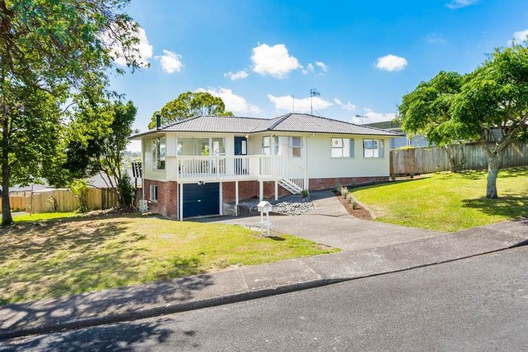 Photo of property in 47 Cockayne Crescent, Sunnynook, Auckland, 0620