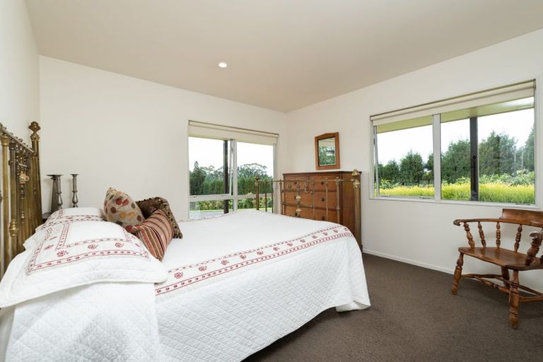 Photo of property in 25 Cottle Hill Drive, Kerikeri, 0293