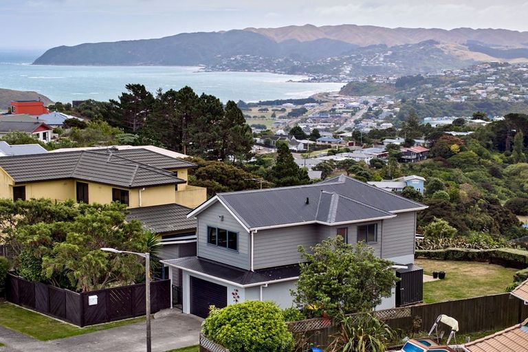 Photo of property in 16 Doncaster Terrace, Ascot Park, Porirua, 5024