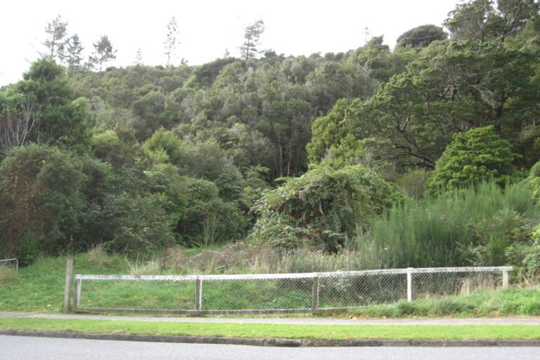 Photo of property in 83 Tawhai Street, Stokes Valley, Lower Hutt, 5019