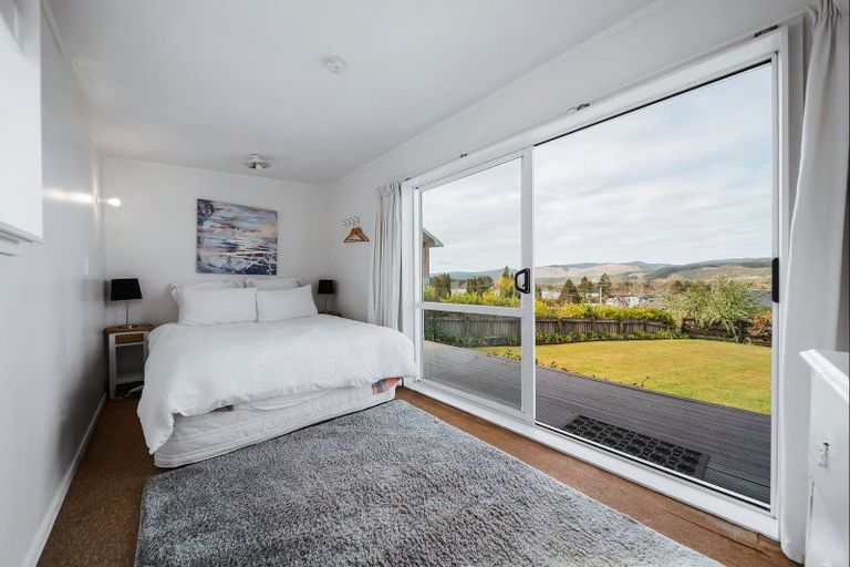 Photo of property in 18 Moana Crescent, Mangakino, 3421