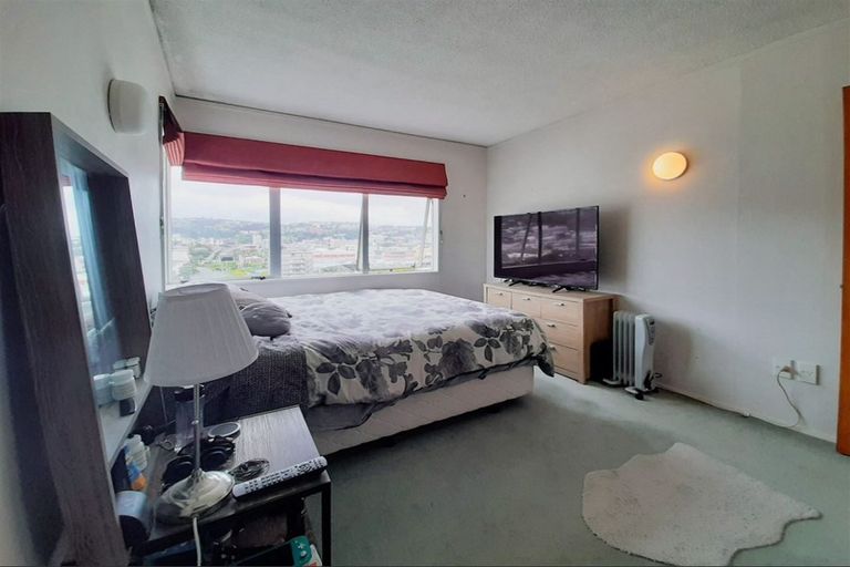 Photo of property in 131 Brougham Street, Mount Victoria, Wellington, 6011