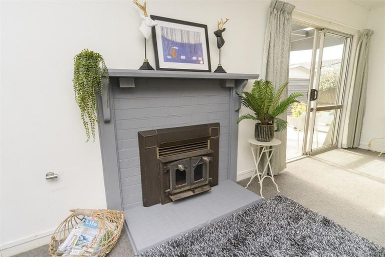 Photo of property in 5 Humphrey Street, Marton, 4710