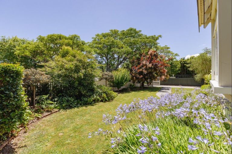 Photo of property in 10 Argyle Avenue, Takaro, Palmerston North, 4410