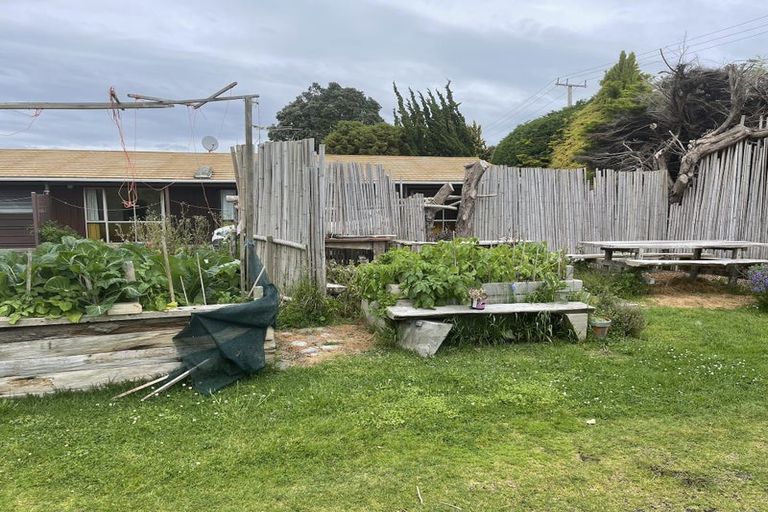 Photo of property in 145 Te Moana Road, Waikanae, 5036