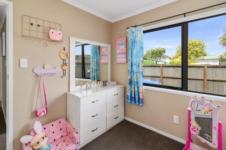 Photo of property in 28 Tennyson Drive, Owhata, Rotorua, 3010