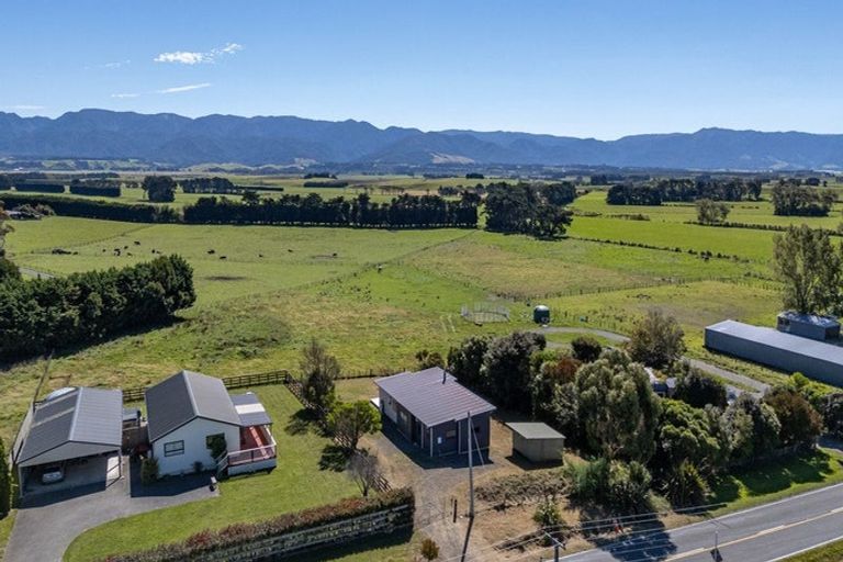 Photo of property in 2766 Lake Ferry Road, Pirinoa, 5772