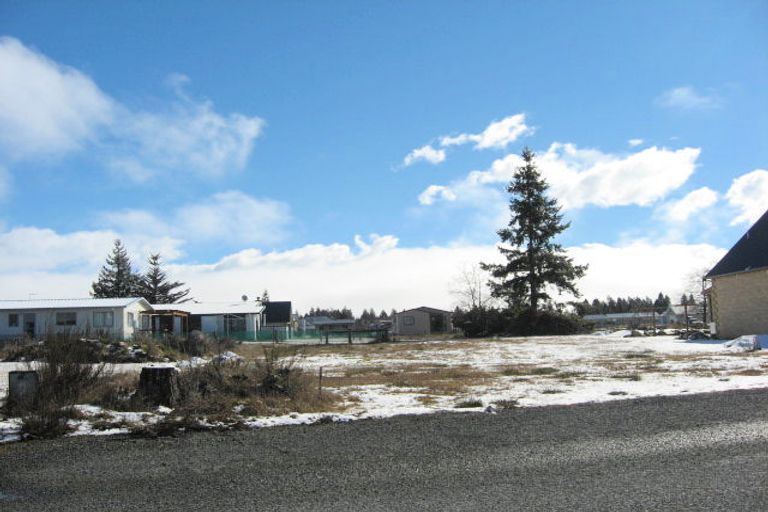 Photo of property in 48 Irishman Drive, Twizel, 7901