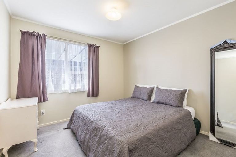 Photo of property in 28 Hobby Avenue, Birkdale, Auckland, 0626