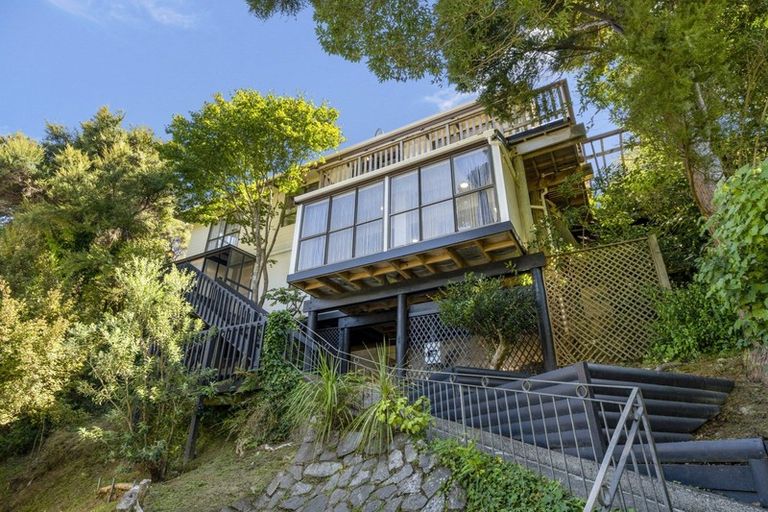 Photo of property in 25 Solander Place, Whitby, Porirua, 5024