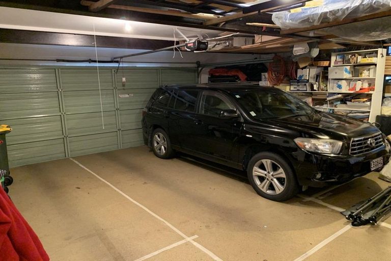 Photo of property in 31 Greenfield Drive, Western Heights, Hamilton, 3200