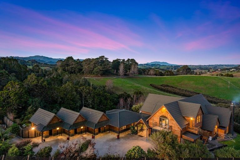 Photo of property in 139 Clayden Road, Warkworth, 0985