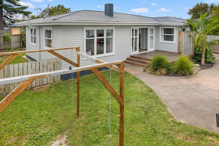 Photo of property in 38 Heath Street, St Andrews, Hamilton, 3200