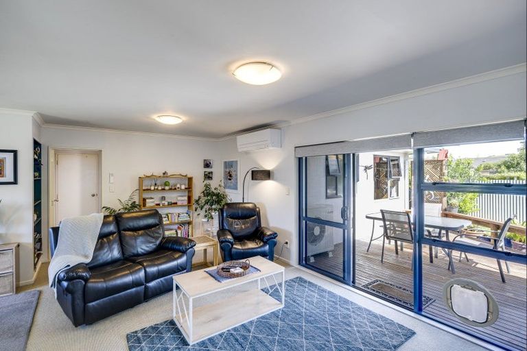 Photo of property in 27 King Street, Taradale, Napier, 4112