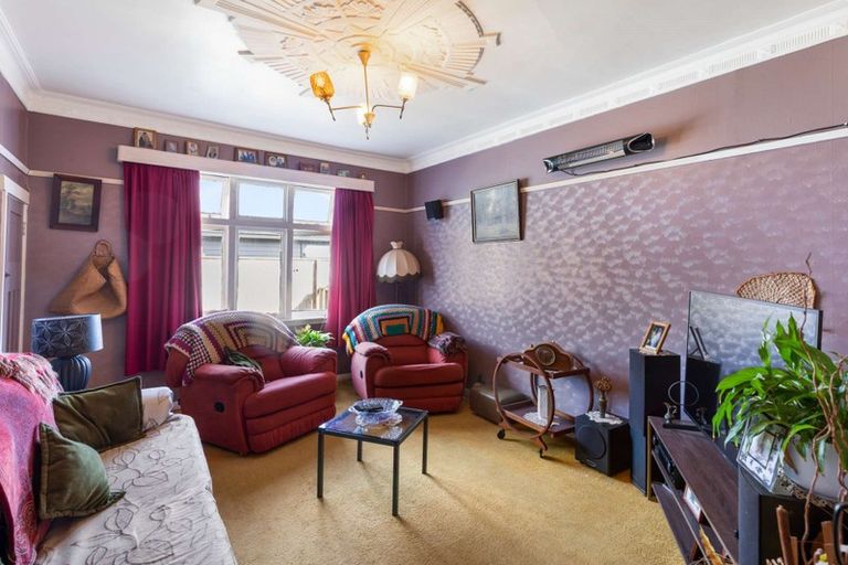 Photo of property in 18 Cook Street, Foxton, 4814