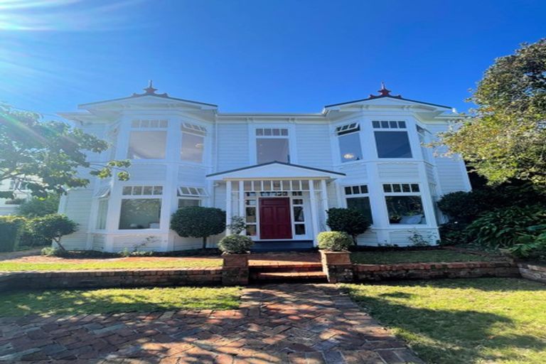 Photo of property in 22 Plunket Street, Kelburn, Wellington, 6012