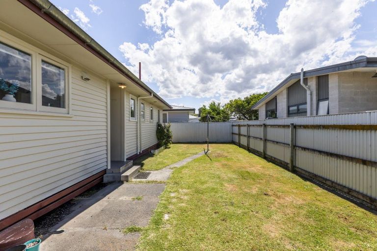 Photo of property in 6 Kauri Street, Taradale, Napier, 4112
