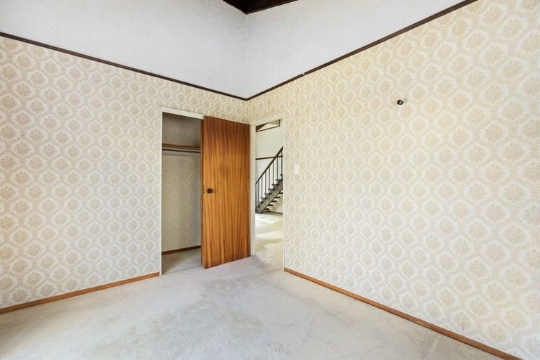 Photo of property in 1/23 Craigbank Avenue, New Lynn, Auckland, 0600